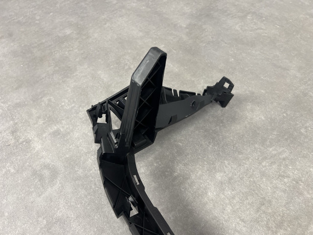 Кронштейн бампера - Mercedes Benz (GLE-Class V167 / W167) 2018-2023 (A1678856303)
