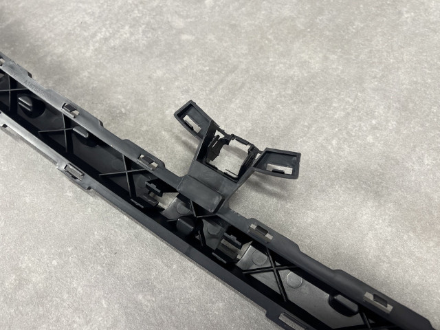 Кронштейн бампера - Mercedes Benz (GLE-Class V167 / W167) 2018-2023 (A1678856303)