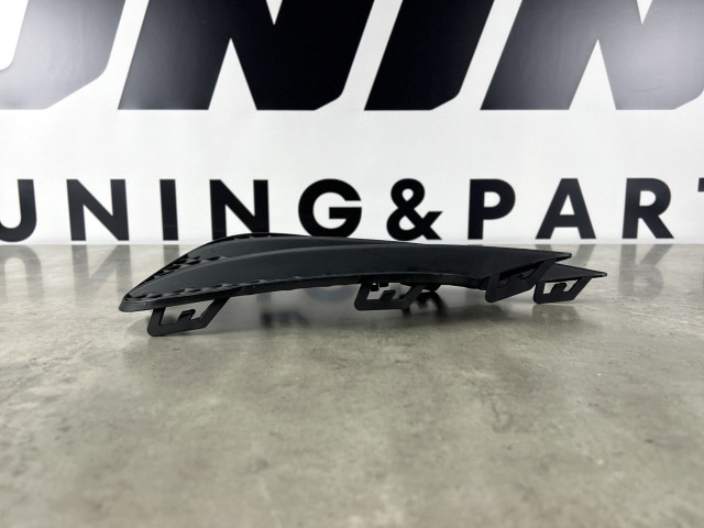 Кришка протитуманної фари (правий) - AMG - Mercedes Benz (E-Class W213) 2016-2021 (A2138856800)