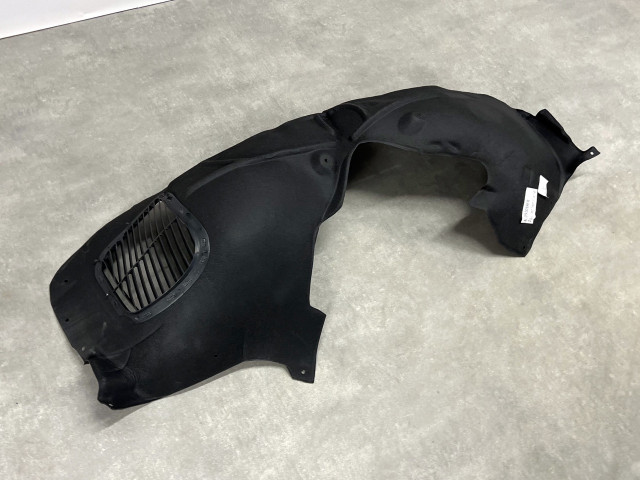 Передній підкрилок (правий) - AUDI Q7 (4L) 4L0809962E