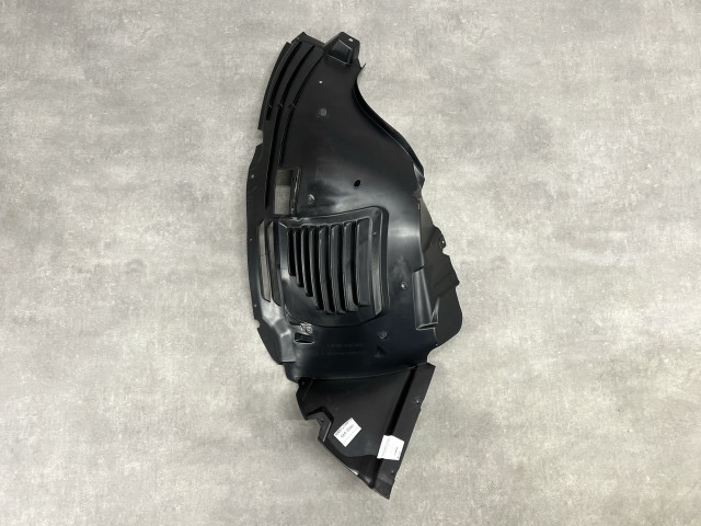 Передній підкрилок (правий) - Mercedes Benz (GLE-Class V167 / W167) 2018-2023 (A1676901608 / A1676908307)