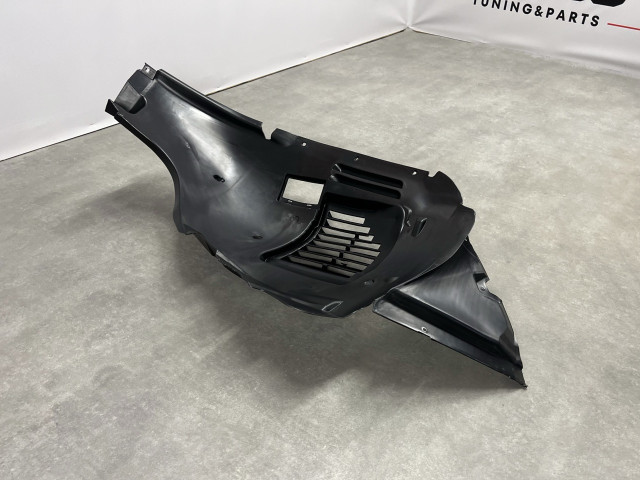 Передній підкрилок (правий) - Mercedes Benz (GLE-Class V167 / W167) 2018-2023 (A1676901608 / A1676908307)