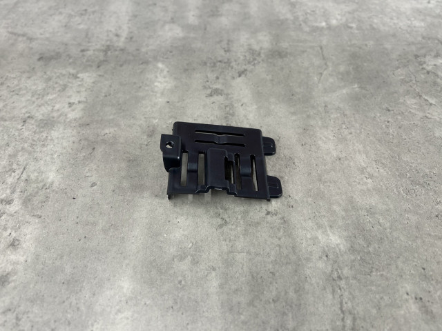 Кронштейн переднього бампера - Mercedes Benz (E-Class W213) 2016-2021 (A2138850400)