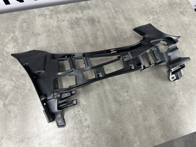 Кріплення пер.бамперу (праве) - AMG - Mercedes Benz (C-Class W205) 2014-2018 (A2058853265)