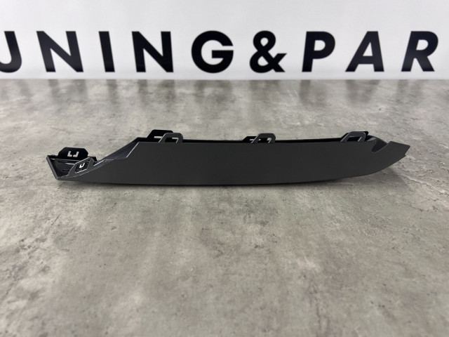 Нижній кнронштейн фари (правий) рест. - BMW 5 (G30/G31) 63119879644