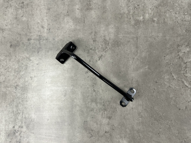 Петля капота - Mercedes Benz (C-Class W205) 2014-2018 (A2058980032)