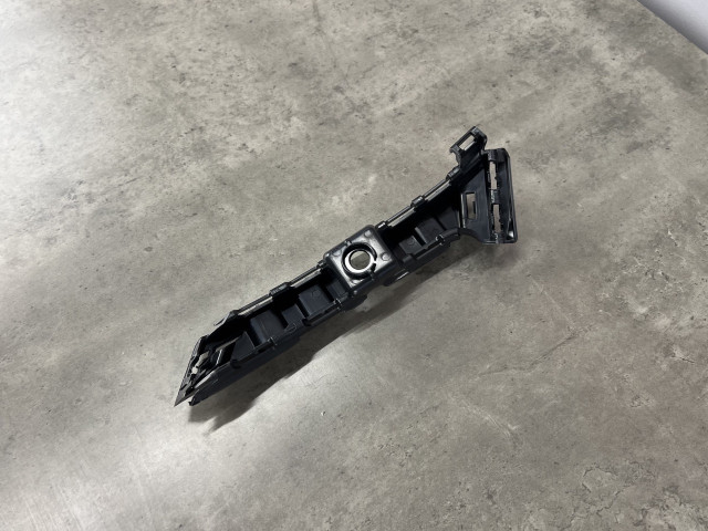 Кріплення заднього бампера (праве) - AMG - Mercedes Benz (E-Class W213) A2138850465