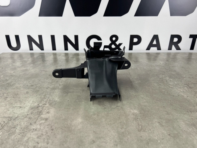 Повітряний дефлектор (правий) - BMW X5/X6/X7 (G05/G06/G07) 51747421686