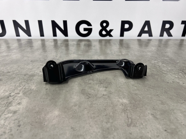 Кріплення крила (праве) - BMW X5 (G05) 41007492370