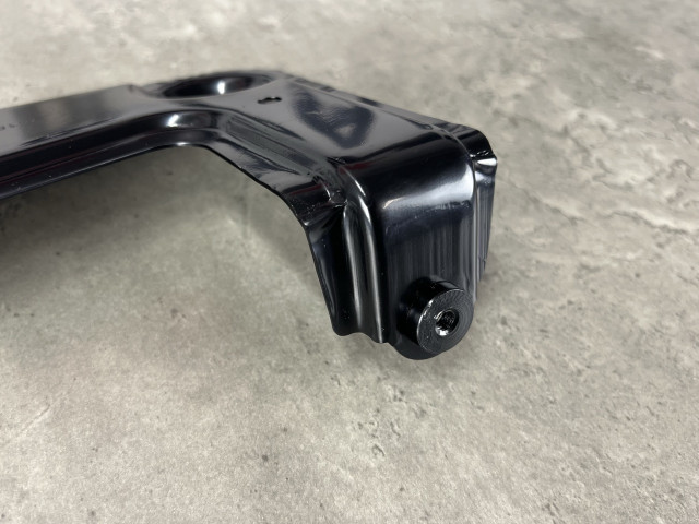 Кріплення крила (ліве) - BMW X5 (G05) 41007492369