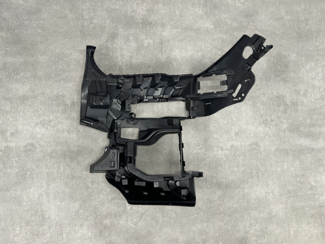 Кріплення протитуманної фари (праве) - BMW X5 (G05) 51118069228