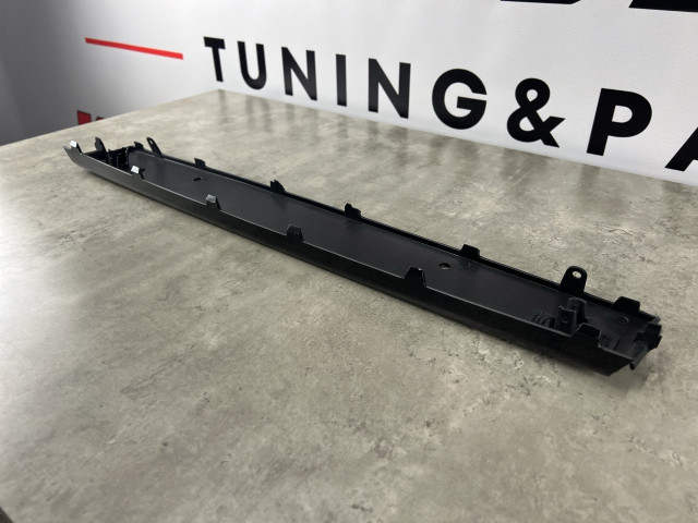 Накладка переднього бампера - BMW X5 (G05) 51118099662
