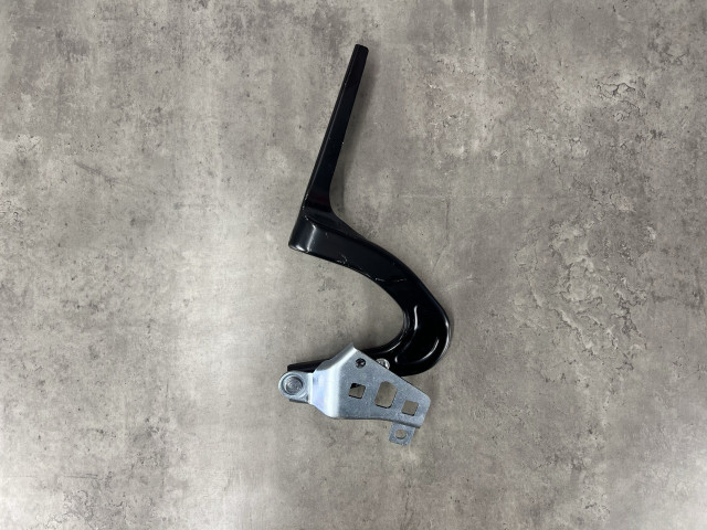 Петля капота (права) - Tesla Model Y - 1496268-00-C