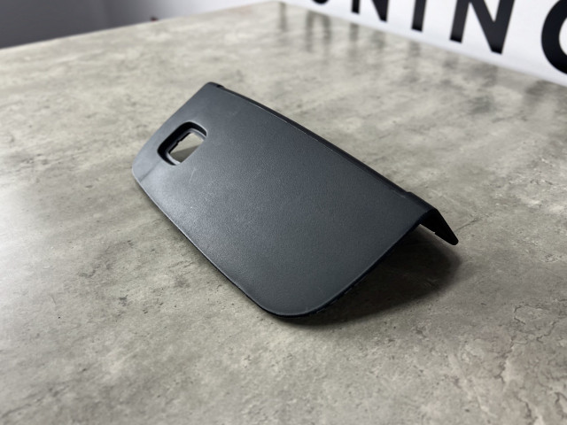 Кришка замка капота - Tesla Model 3 - 1095858-00-D