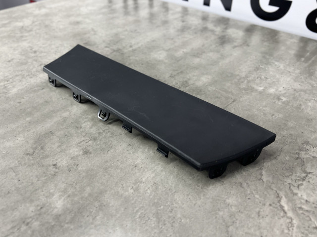Заглушка заднього бампера - Tesla Model Y - 1494009-00-A