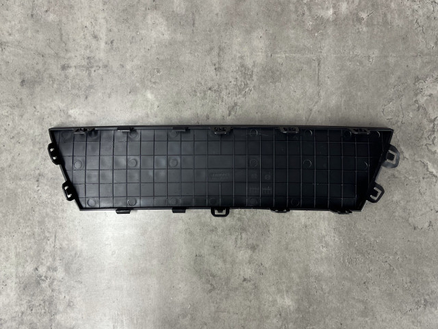 Заглушка заднього бампера - Tesla Model Y - 1494009-00-A