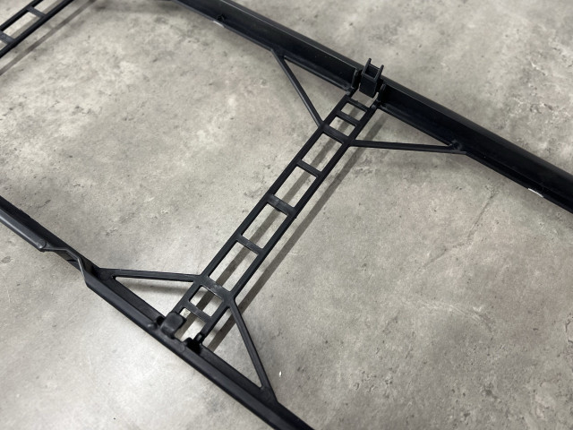Рамка радіатора охолодження двигуна - Tesla Model 3 - 1077082-00-C