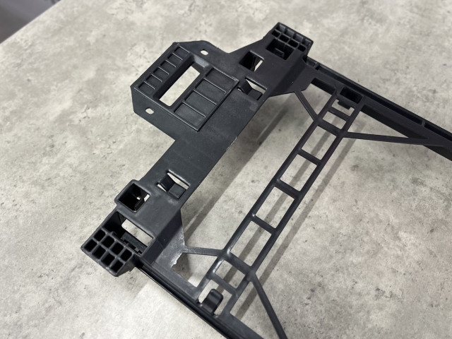 Рамка радіатора охолодження двигуна - Tesla Model 3 - 1077082-00-C