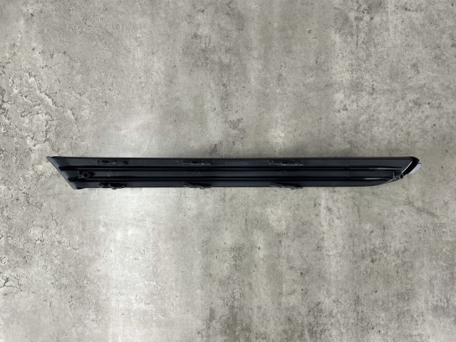Молдинг протитум.фари (без отвору) - правий - Mazda CX-5 II (KF) KB8A50C11E / KB8A-50-C11E
