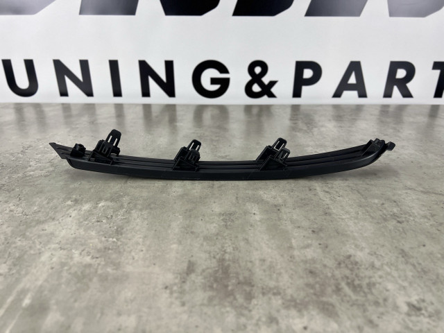 Молдинг протитум.фари (без отвору) - правий - Mazda CX-5 II (KF) KB8A50C11E / KB8A-50-C11E