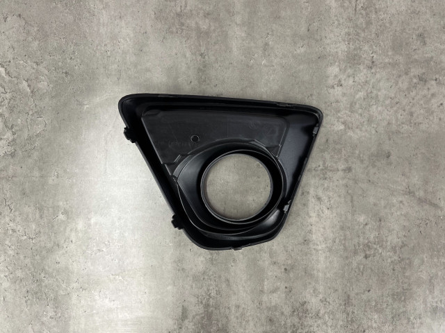 Решітка протитум.фари (ліва) - Mazda CX-5 (KE) KD5350C11 / KD53-50-C11