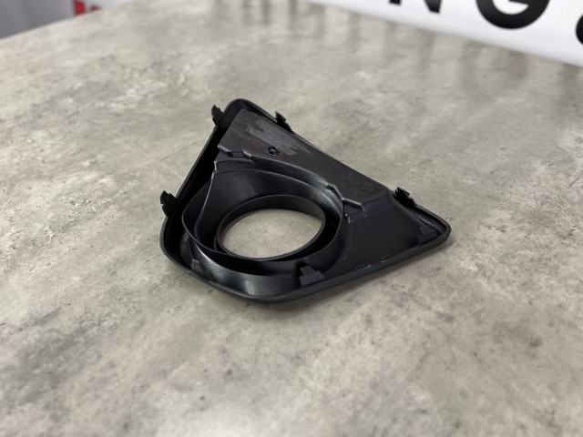 Решітка протитум.фари (ліва) - Mazda CX-5 (KE) KD5350C11 / KD53-50-C11