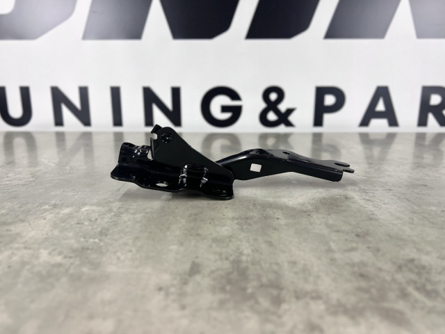 Петля капота (рест.) - права - Mazda CX-5 (KE) KD5352410A / KD53-52-410A