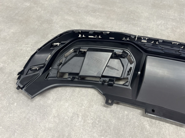 Дифузор - Hatchback - AUDI A3 (8V) 2012-2016 - 8V3807521B