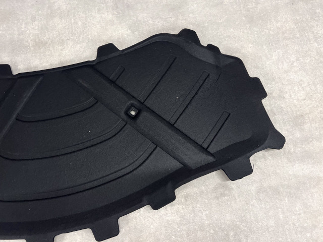 Шумоізоляція капота - AUDI Q3 (8U) 2011-2014 - 8U0863825A