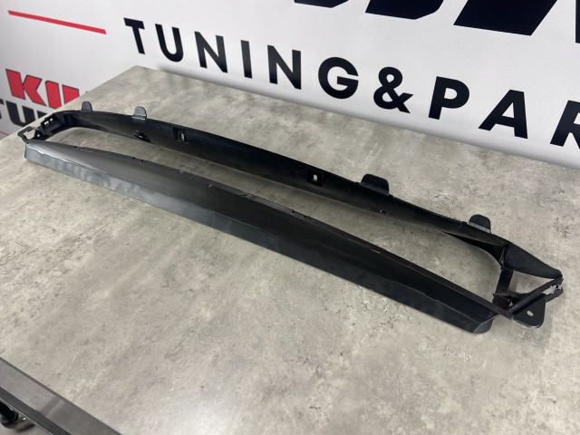 Впускний повітрозабірник - Tesla Model S - 1057847-00-E