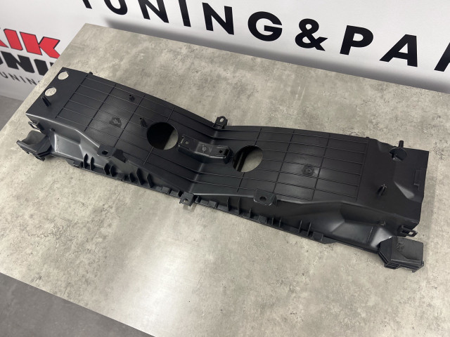 Корпус основного радіатора (задній) - Tesla Model S - 1058073-00-B