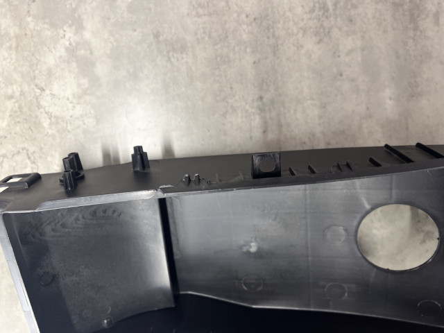 Корпус основного радіатора (задній) - Tesla Model S - 1058073-00-B