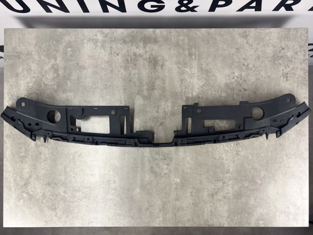 Кронштейн решітки радіатора - Mazda 3 (BM) 2013-2016 - B63B50717 / B63B-50-717