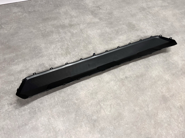 Накладка заднього бампера - Toyota RAV4 (XA50) від 2018 - 524530R110