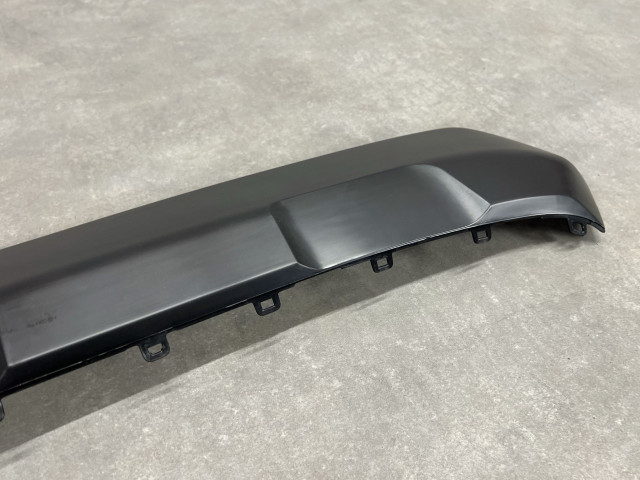 Накладка заднього бампера - Toyota RAV4 (XA50) від 2018 - 524530R110