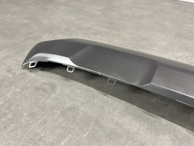 Накладка заднього бампера (Silver) - Toyota RAV4 (XA50) від 2018 - 524530R100